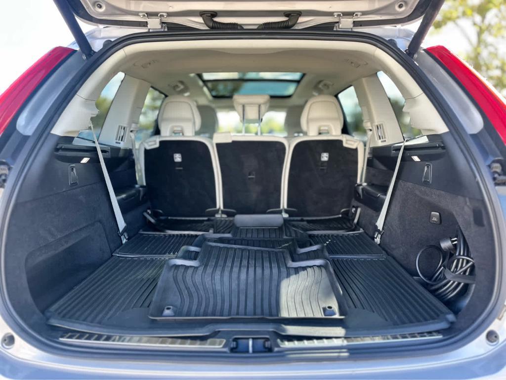 used 2023 Volvo XC90 Recharge Plug-In Hybrid car, priced at $44,296