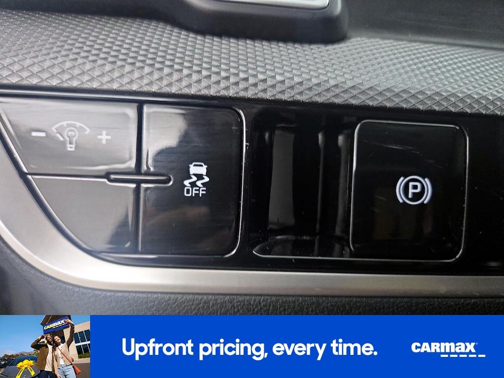 used 2025 Kia Sportage car, priced at $23,998