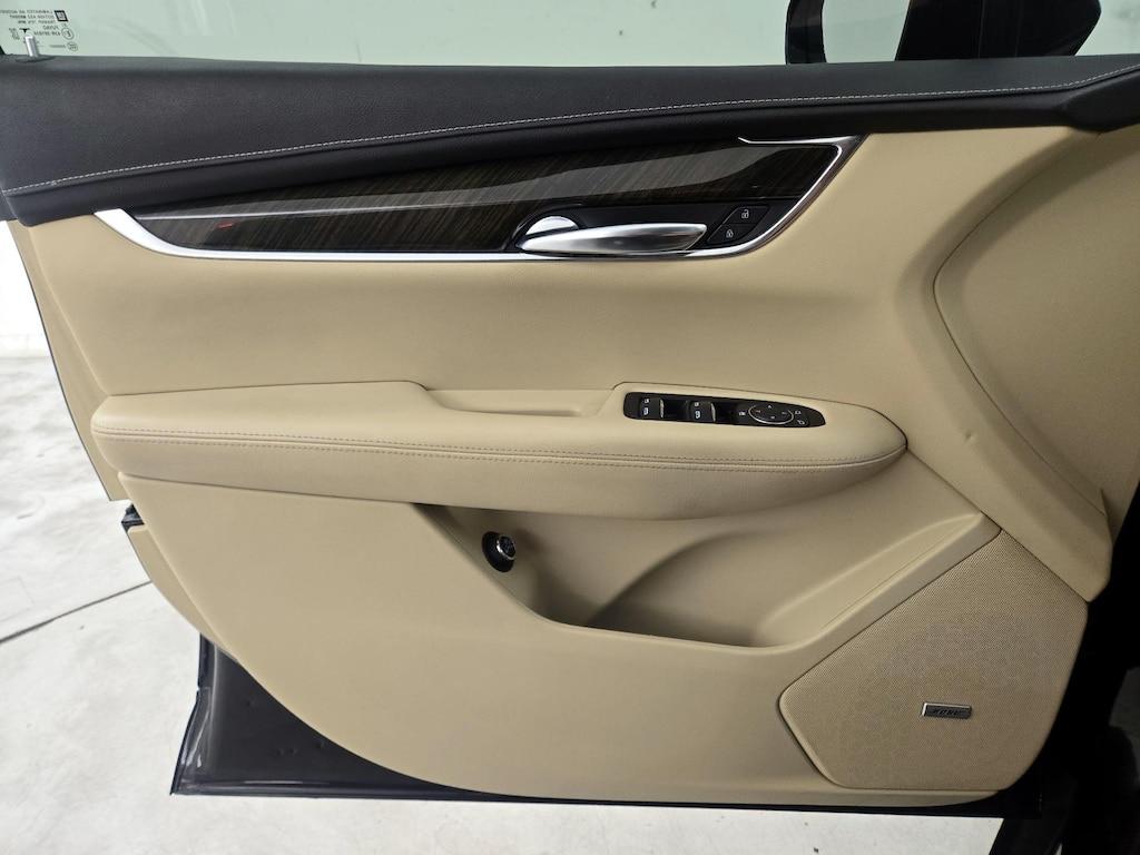used 2019 Cadillac XT5 car, priced at $17,998