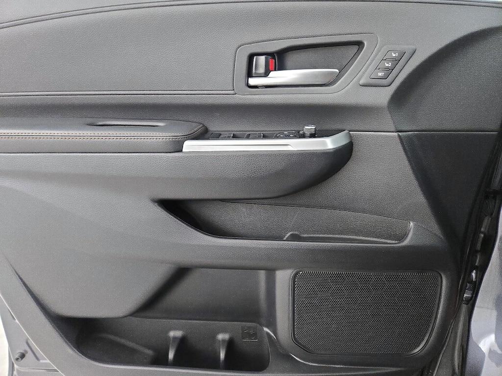 used 2025 Toyota Sienna car, priced at $55,998