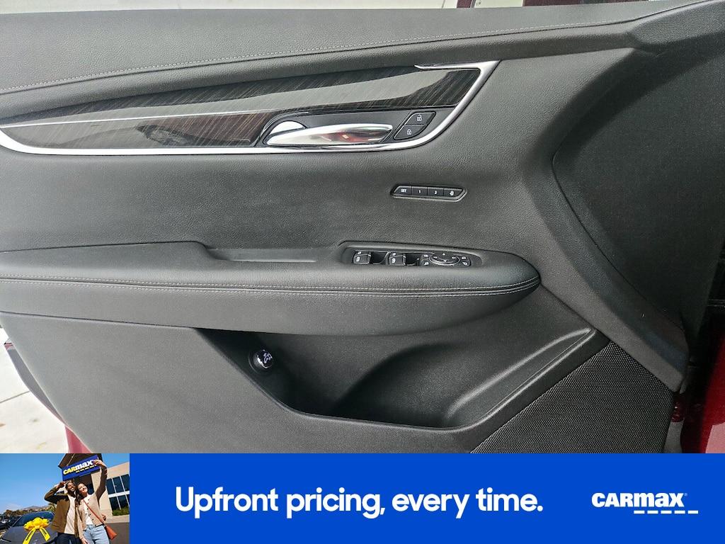 used 2020 Cadillac XT6 car, priced at $25,998