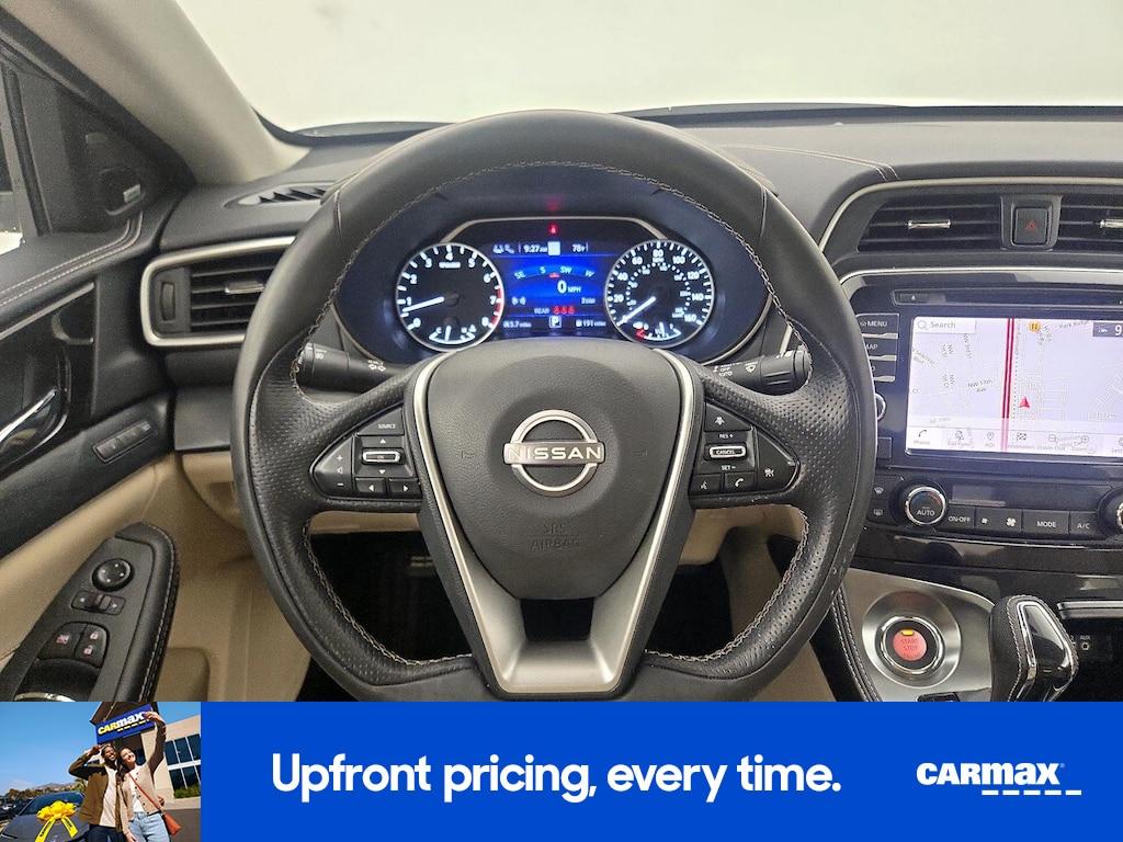 used 2023 Nissan Maxima car, priced at $30,998