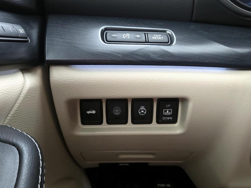 used 2023 Nissan Maxima car, priced at $30,998