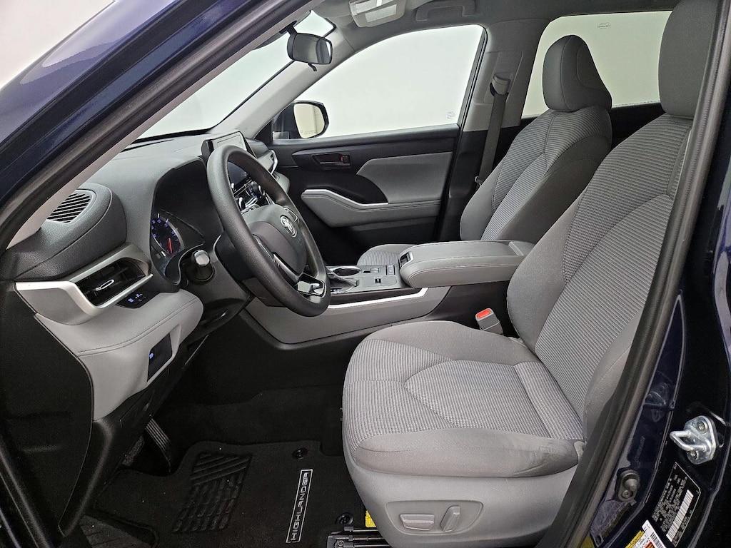 used 2021 Toyota Highlander car, priced at $25,998