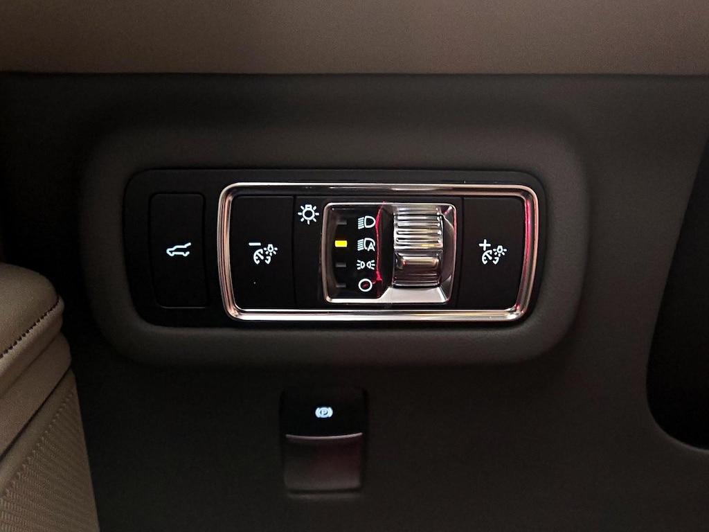 used 2024 Lincoln Nautilus car, priced at $49,998