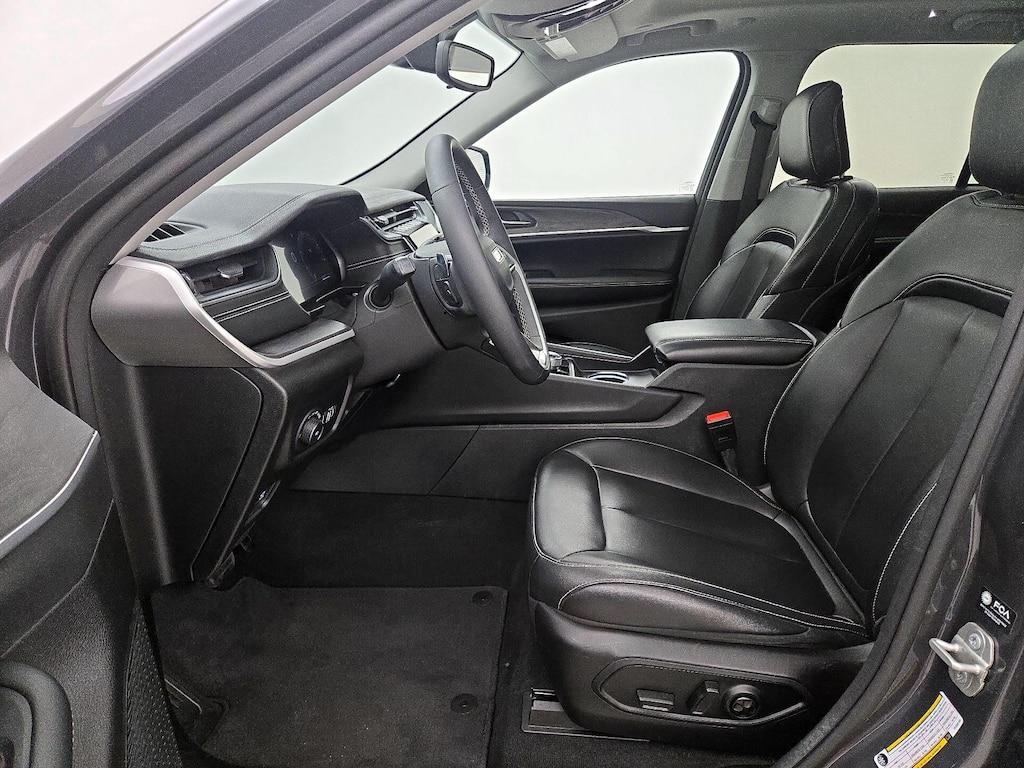 used 2023 Jeep Grand Cherokee car, priced at $28,998