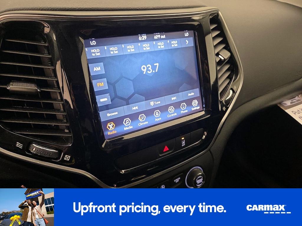 used 2022 Jeep Cherokee car, priced at $23,998