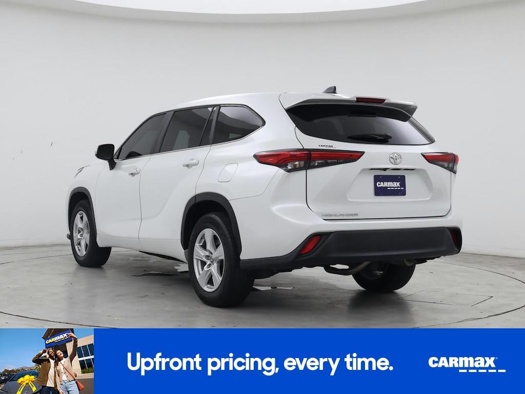 used 2023 Toyota Highlander car, priced at $31,998