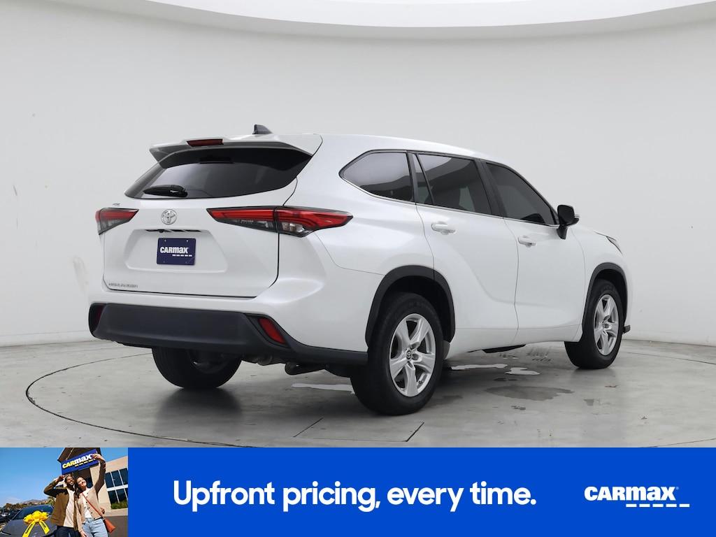 used 2023 Toyota Highlander car, priced at $31,998