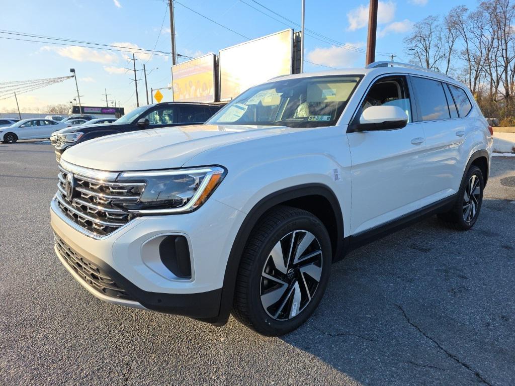 new 2026 Volkswagen Atlas car, priced at $47,923