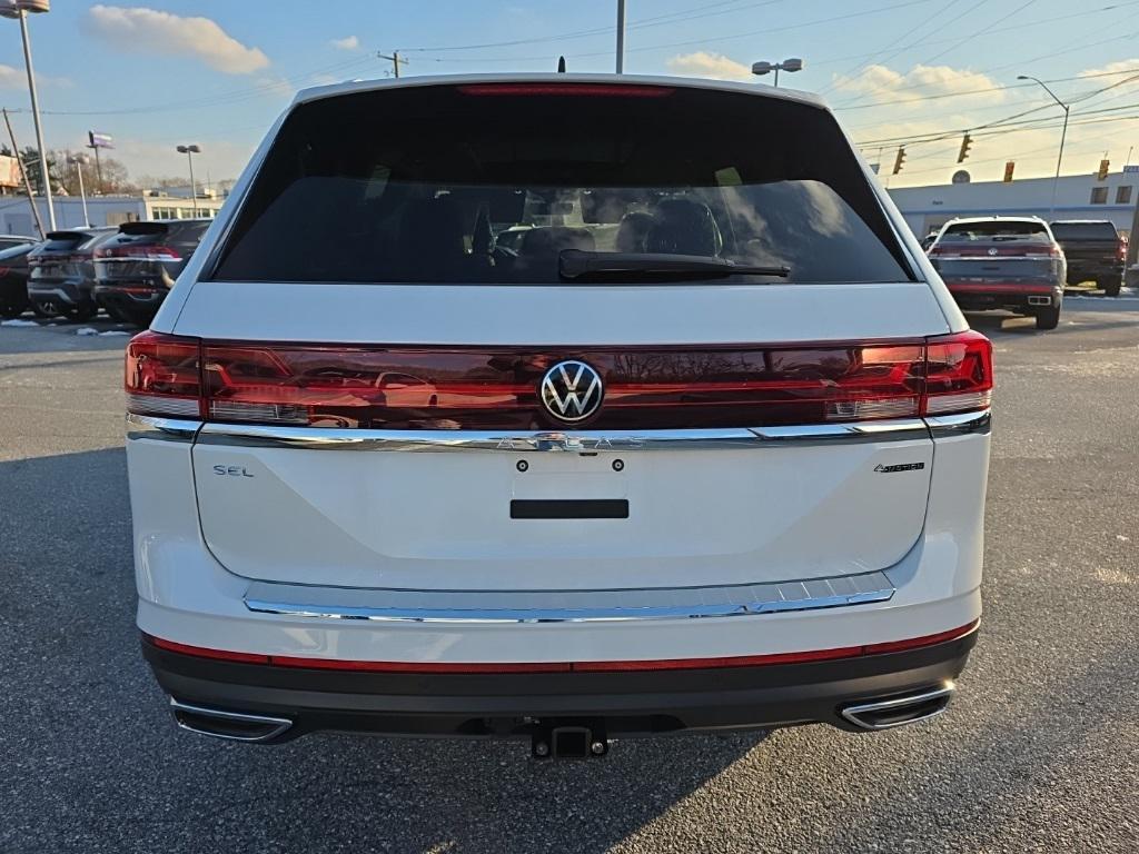 new 2026 Volkswagen Atlas car, priced at $47,923
