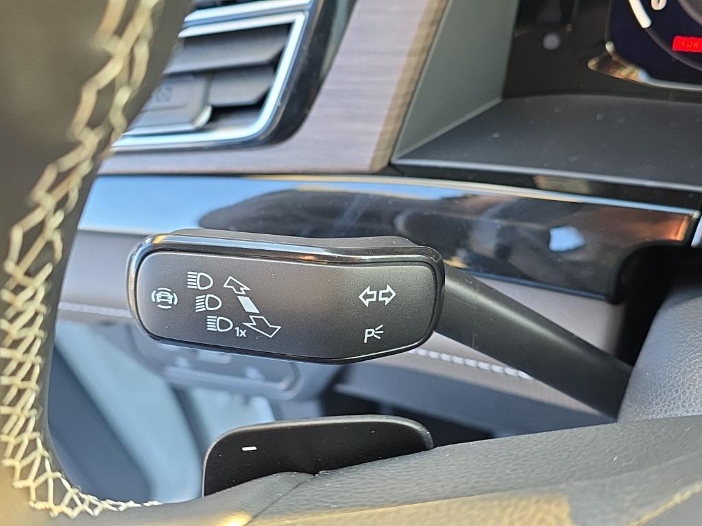 new 2026 Volkswagen Atlas car, priced at $47,923