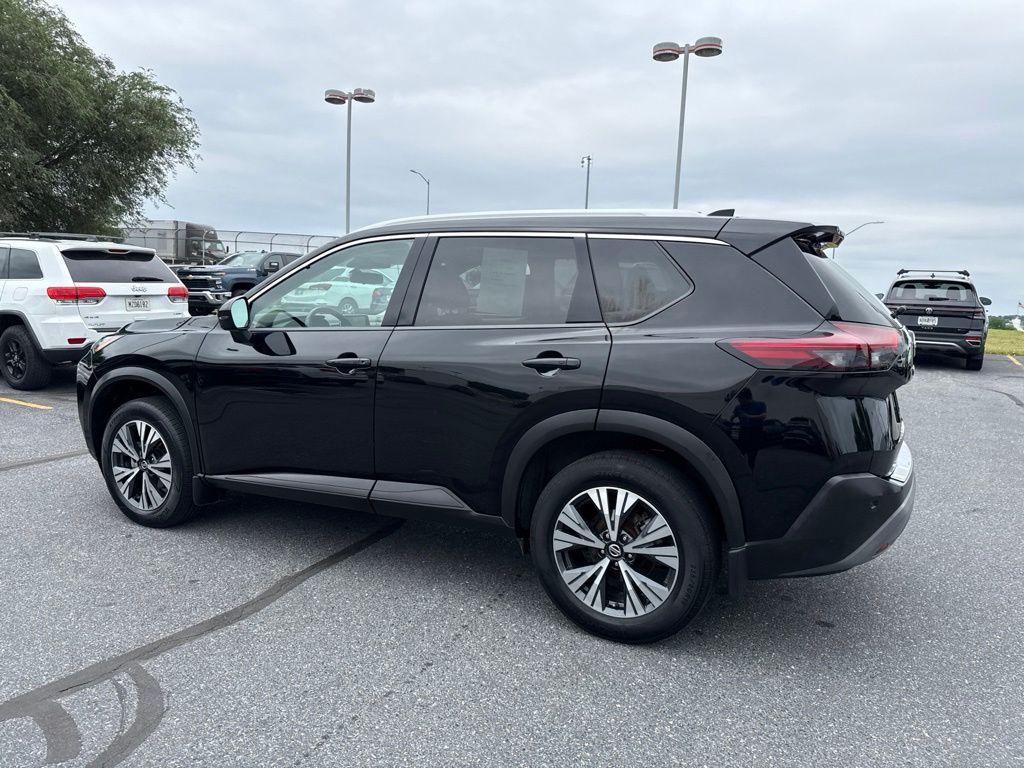 used 2021 Nissan Rogue car, priced at $19,958