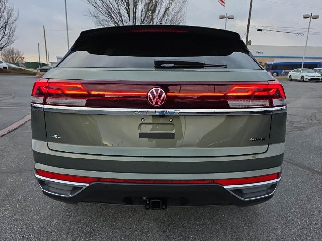 new 2026 Volkswagen Atlas Cross Sport car, priced at $46,460