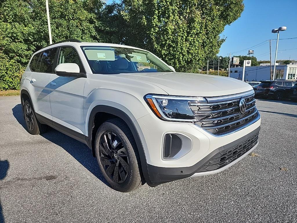 new 2026 Volkswagen Atlas car, priced at $46,281