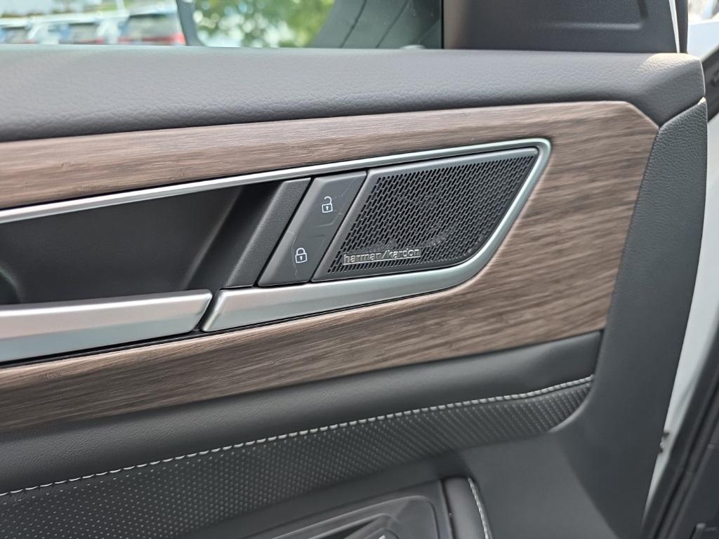 new 2026 Volkswagen Atlas car, priced at $53,007