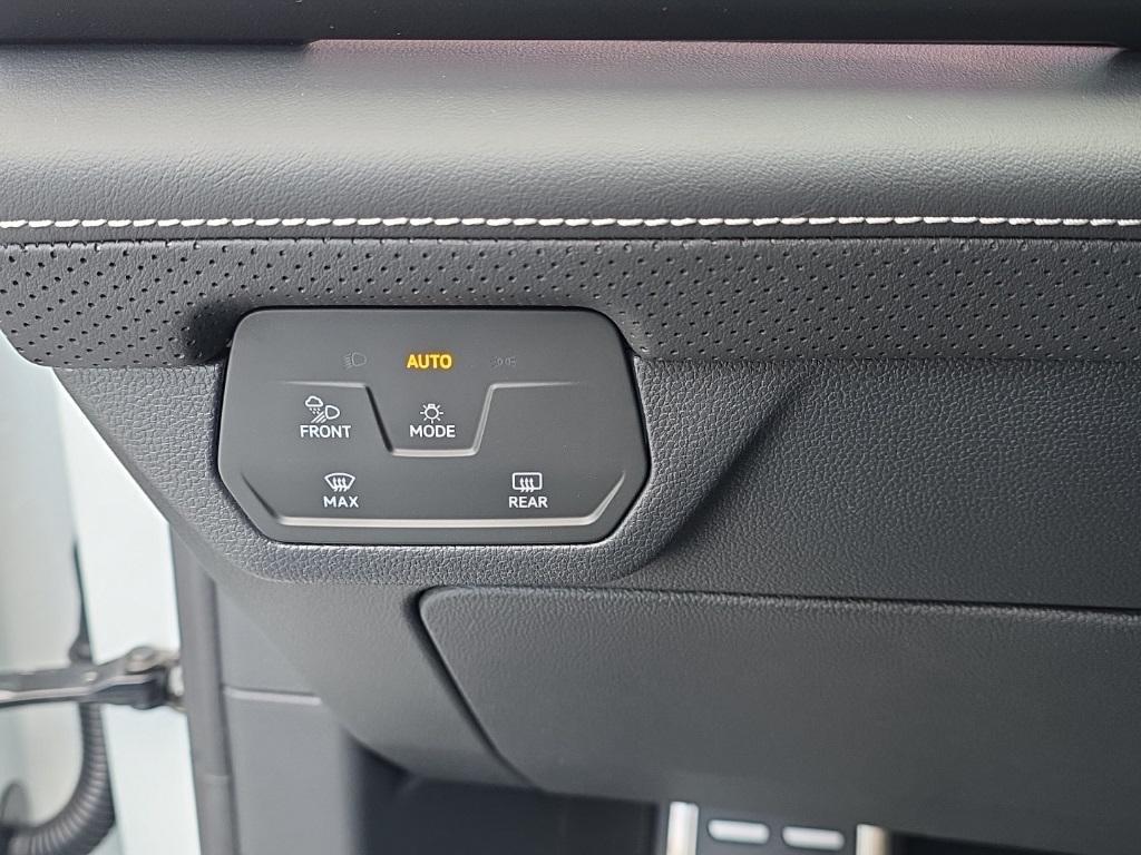 new 2026 Volkswagen Atlas car, priced at $53,007