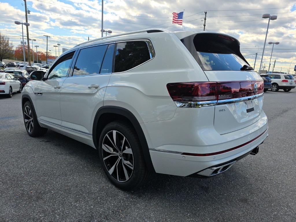 new 2026 Volkswagen Atlas car, priced at $53,007