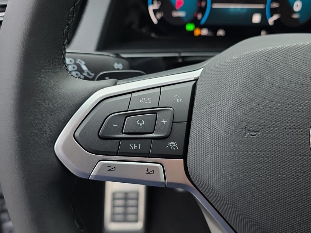 new 2026 Volkswagen Atlas Cross Sport car, priced at $52,082