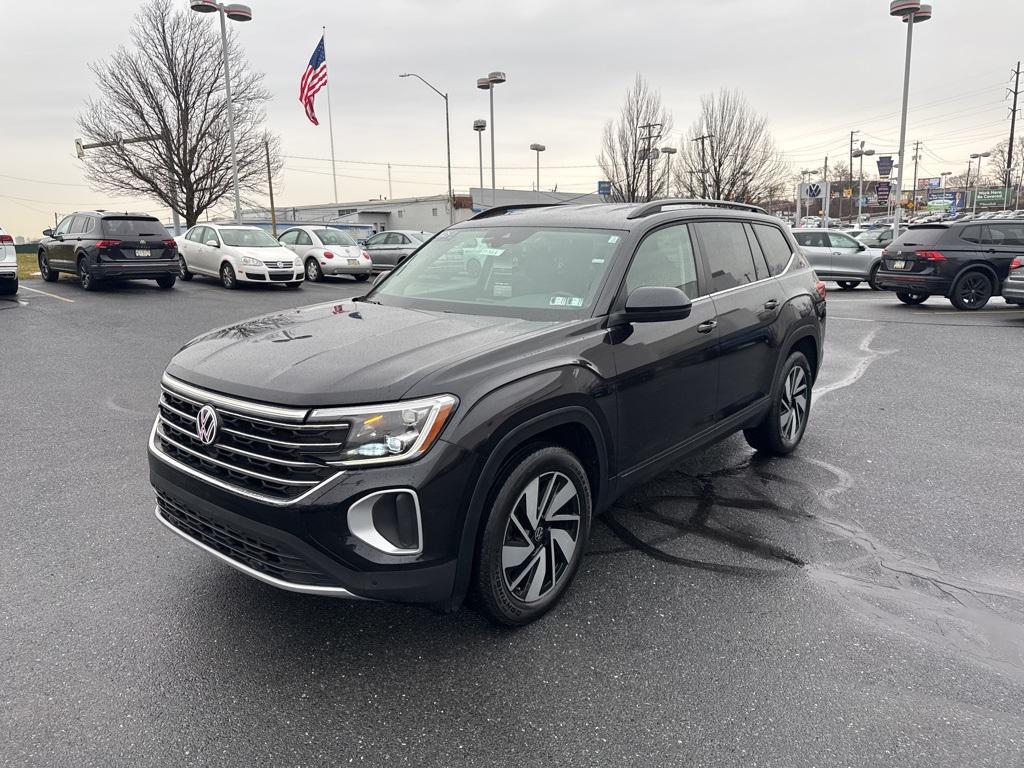used 2025 Volkswagen Atlas car, priced at $31,293