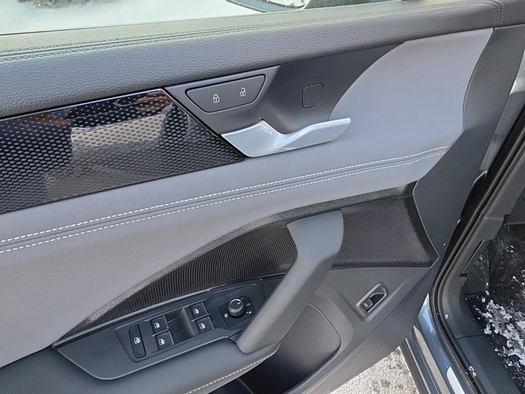 new 2026 Volkswagen Tiguan car, priced at $36,572