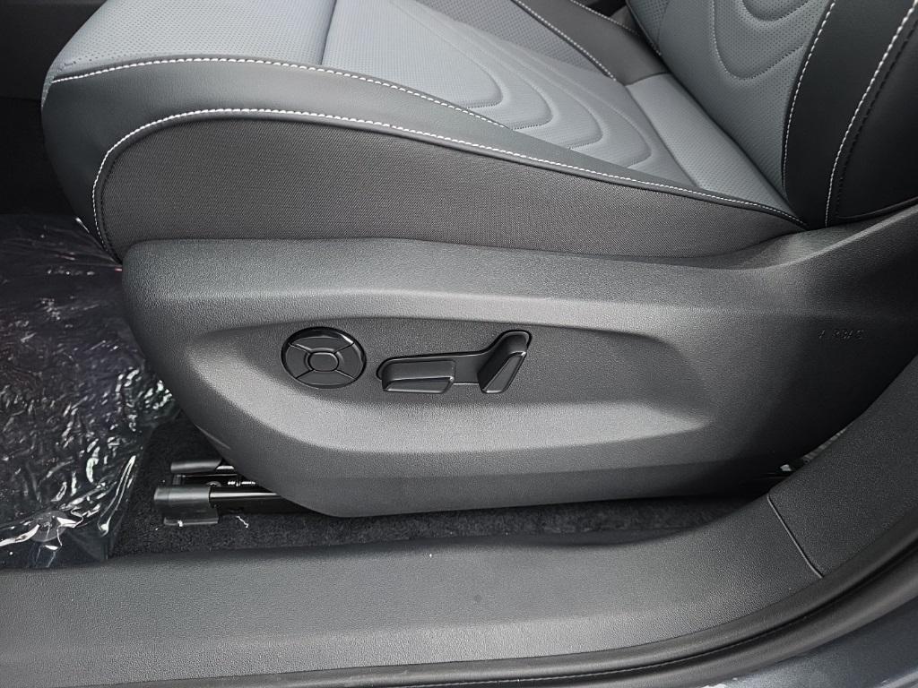 new 2026 Volkswagen Tiguan car, priced at $35,250