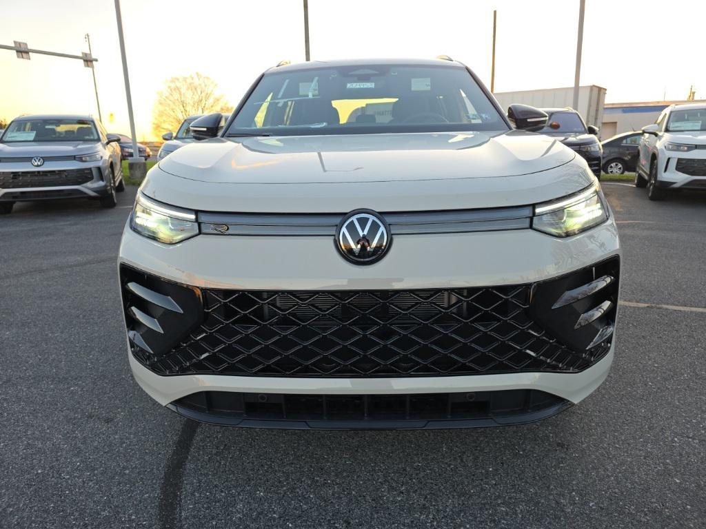 new 2026 Volkswagen Tiguan car, priced at $37,980