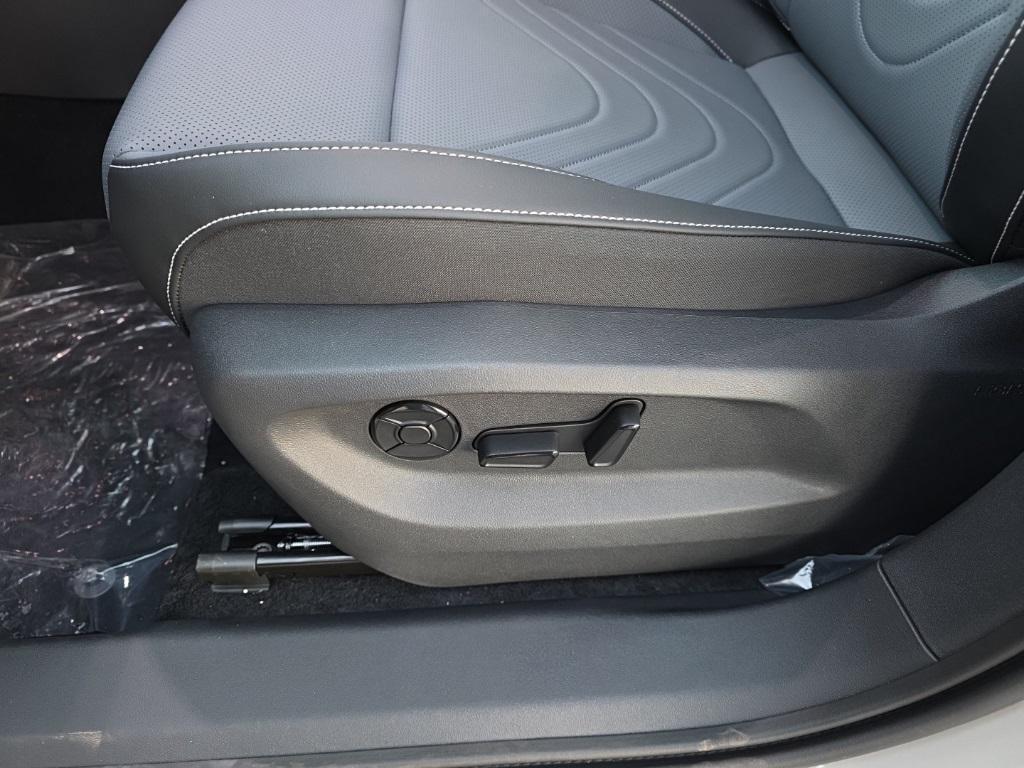 new 2026 Volkswagen Tiguan car, priced at $37,980