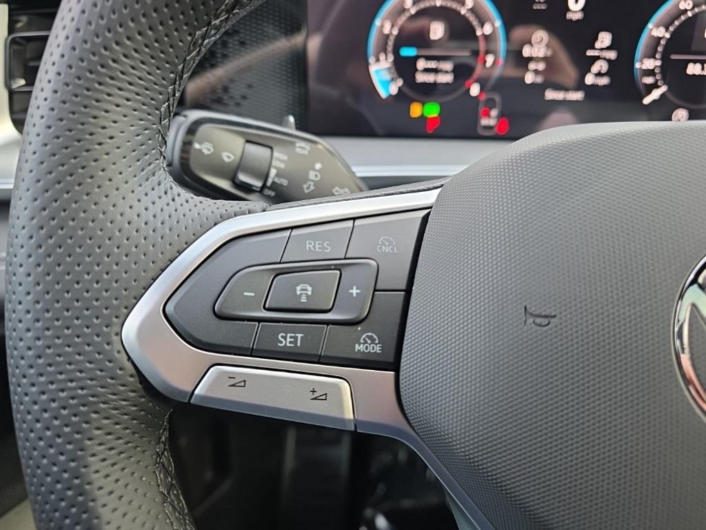 new 2026 Volkswagen Tiguan car, priced at $39,628