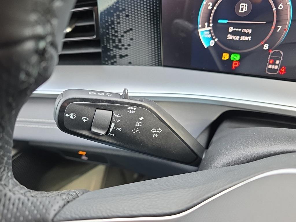 new 2026 Volkswagen Tiguan car, priced at $39,628