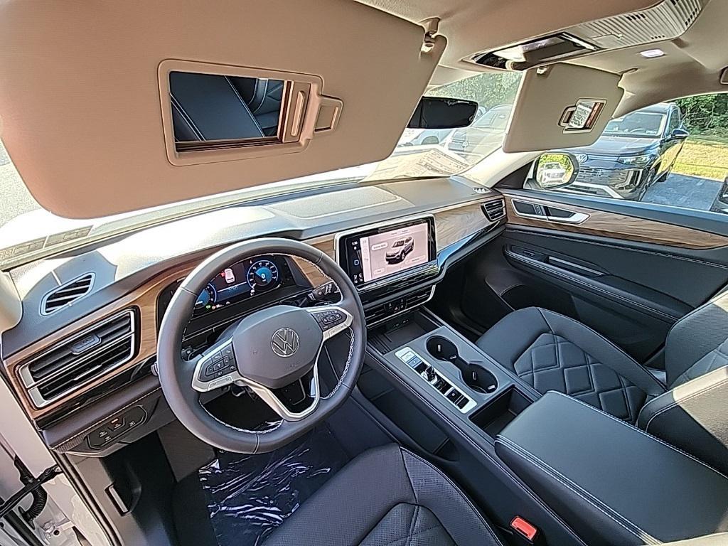 new 2026 Volkswagen Atlas car, priced at $39,040
