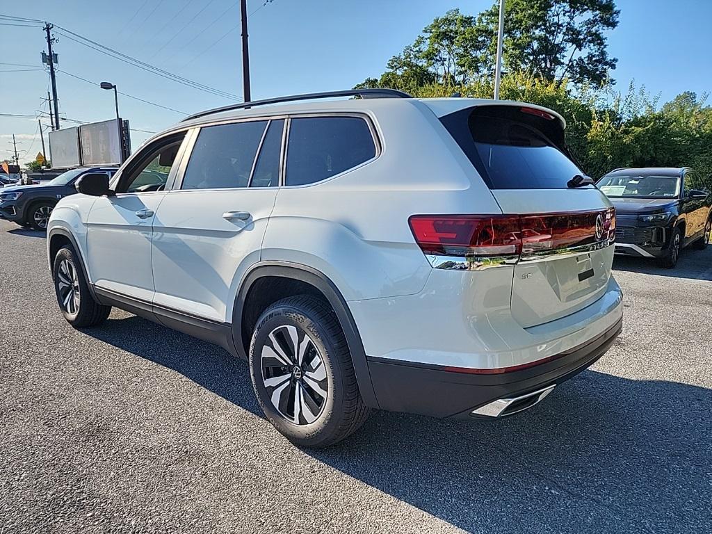 new 2026 Volkswagen Atlas car, priced at $39,040
