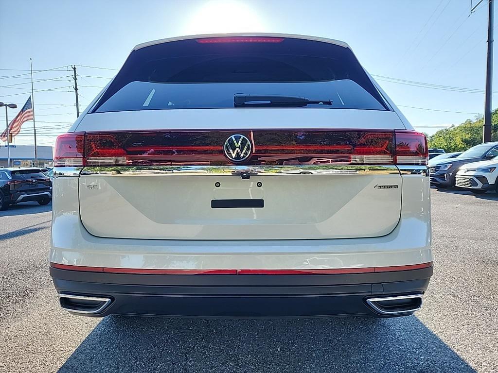 new 2026 Volkswagen Atlas car, priced at $39,040