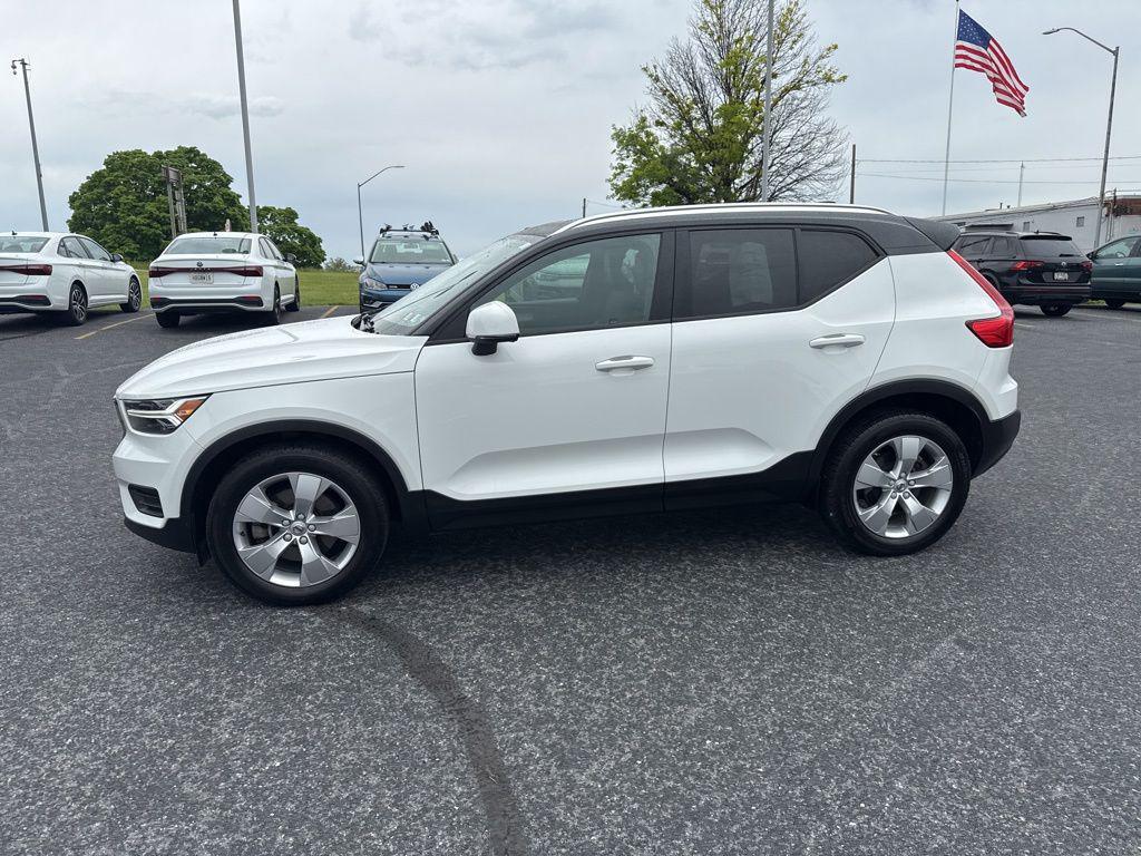 used 2020 Volvo XC40 car, priced at $21,702