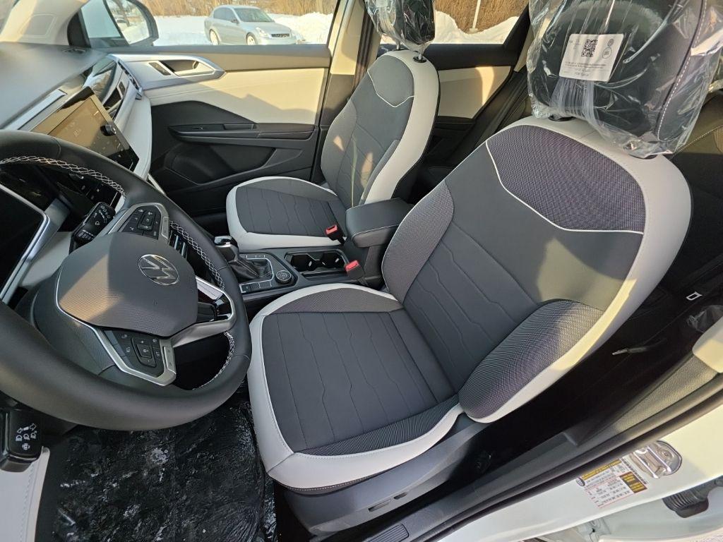 new 2026 Volkswagen Taos car, priced at $32,770