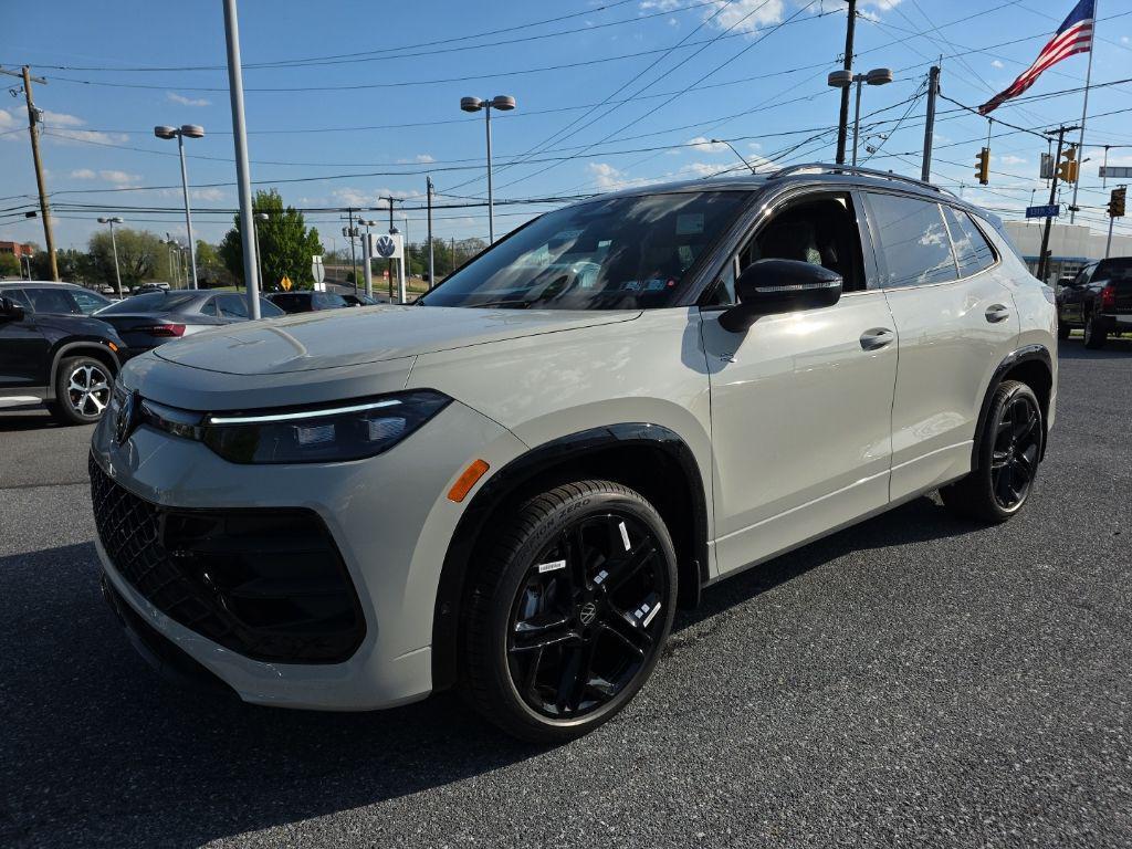 new 2026 Volkswagen Tiguan car, priced at $37,847