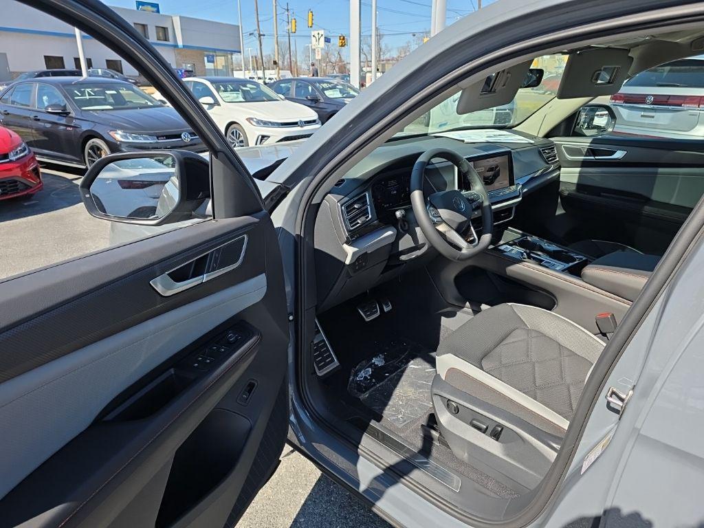 new 2026 Volkswagen Atlas car, priced at $47,540