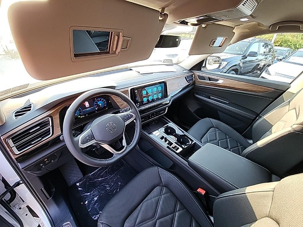 new 2026 Volkswagen Atlas car, priced at $44,651