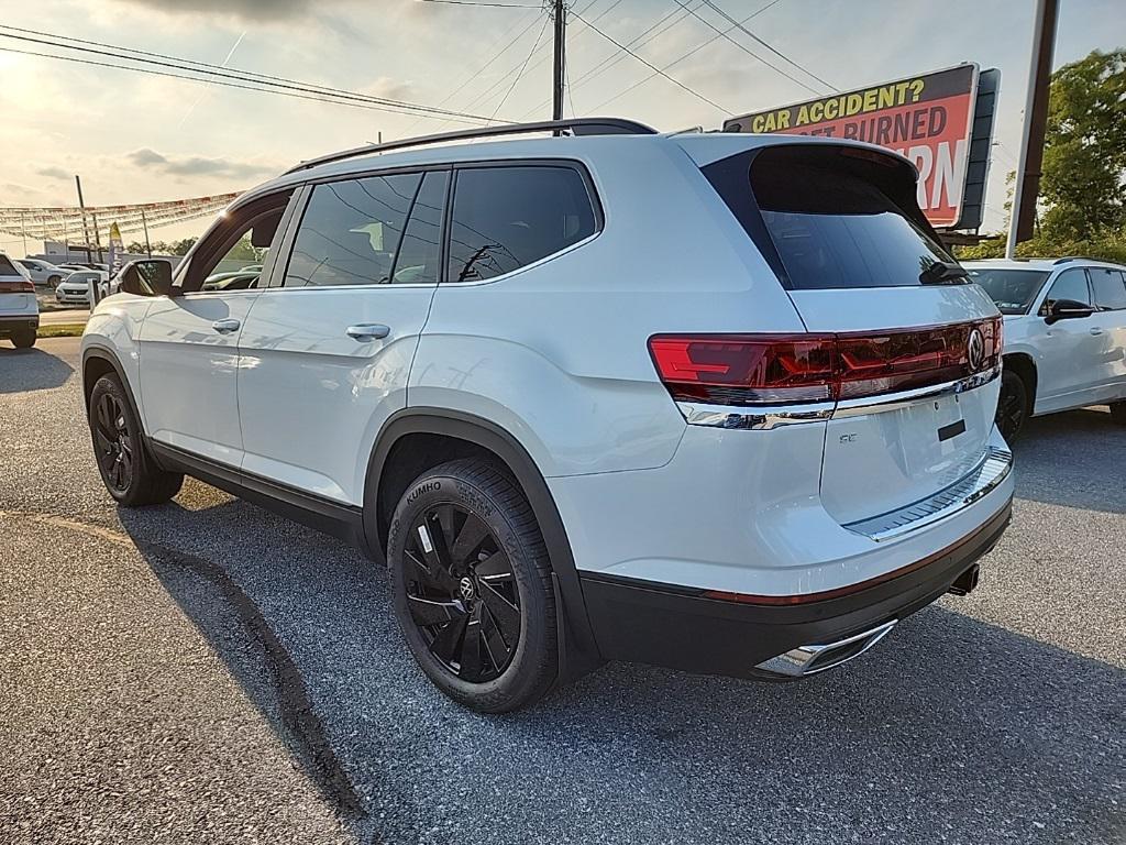 new 2026 Volkswagen Atlas car, priced at $44,651