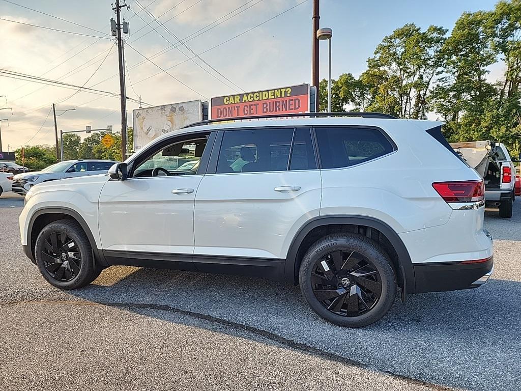new 2026 Volkswagen Atlas car, priced at $44,651