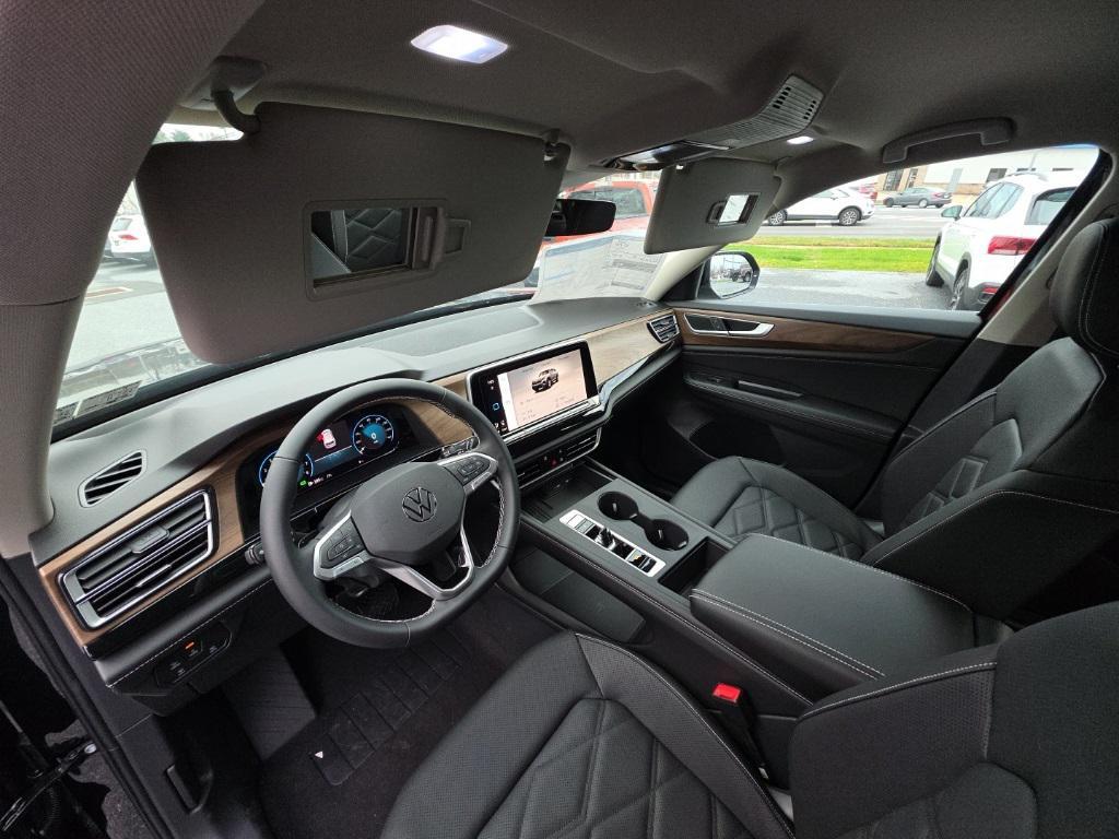 new 2026 Volkswagen Atlas car, priced at $39,112