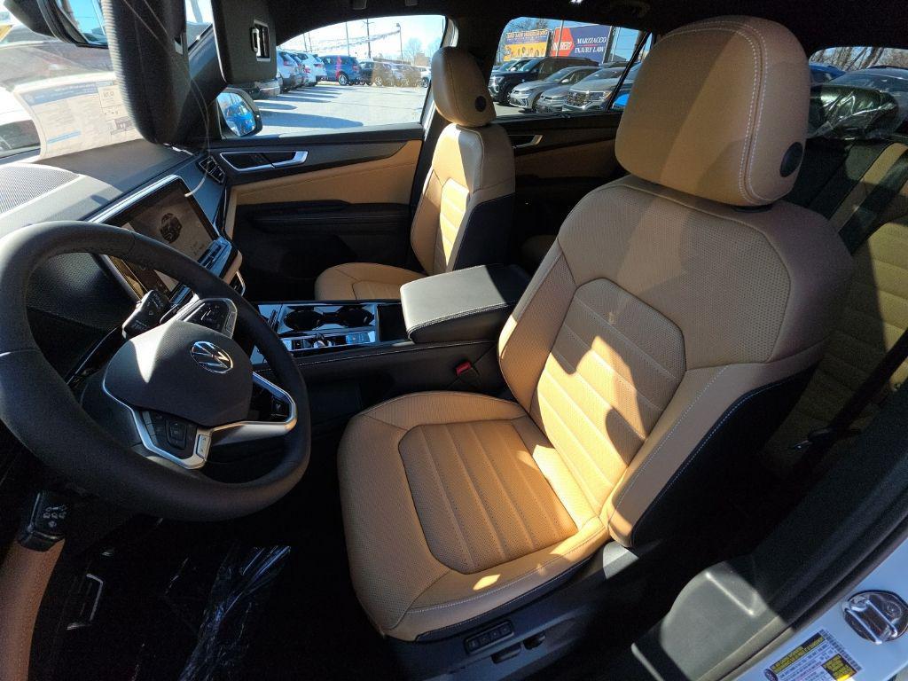 new 2026 Volkswagen Atlas Cross Sport car, priced at $48,524