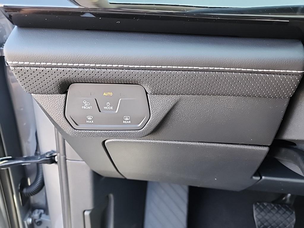 new 2026 Volkswagen Atlas car, priced at $44,058