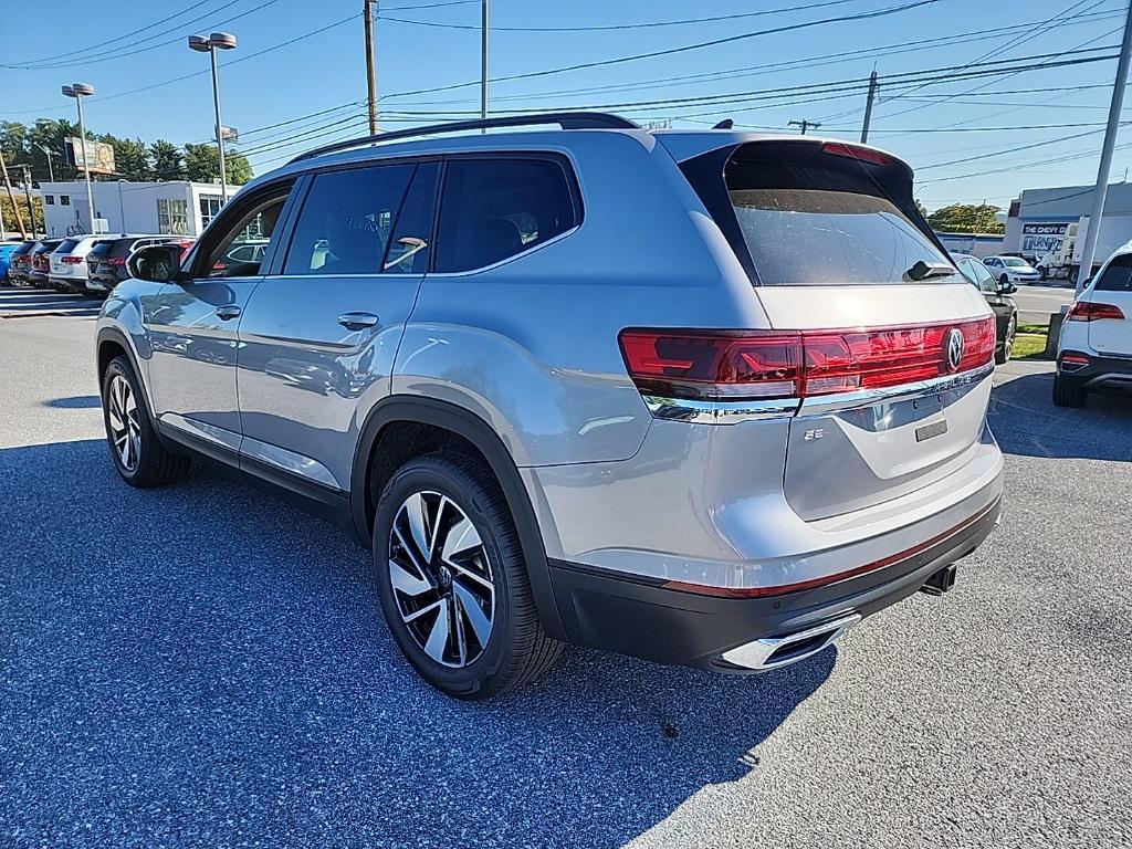 new 2026 Volkswagen Atlas car, priced at $44,058