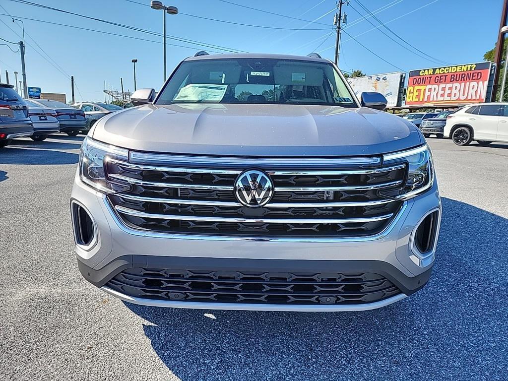 new 2026 Volkswagen Atlas car, priced at $44,058