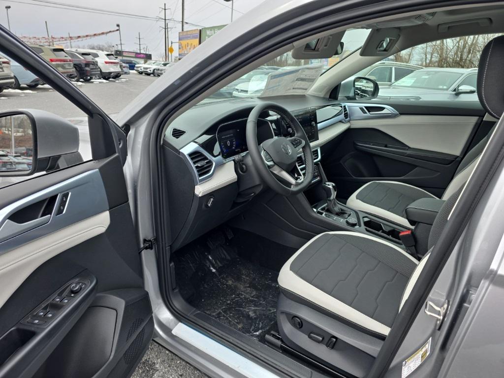 new 2026 Volkswagen Taos car, priced at $32,306