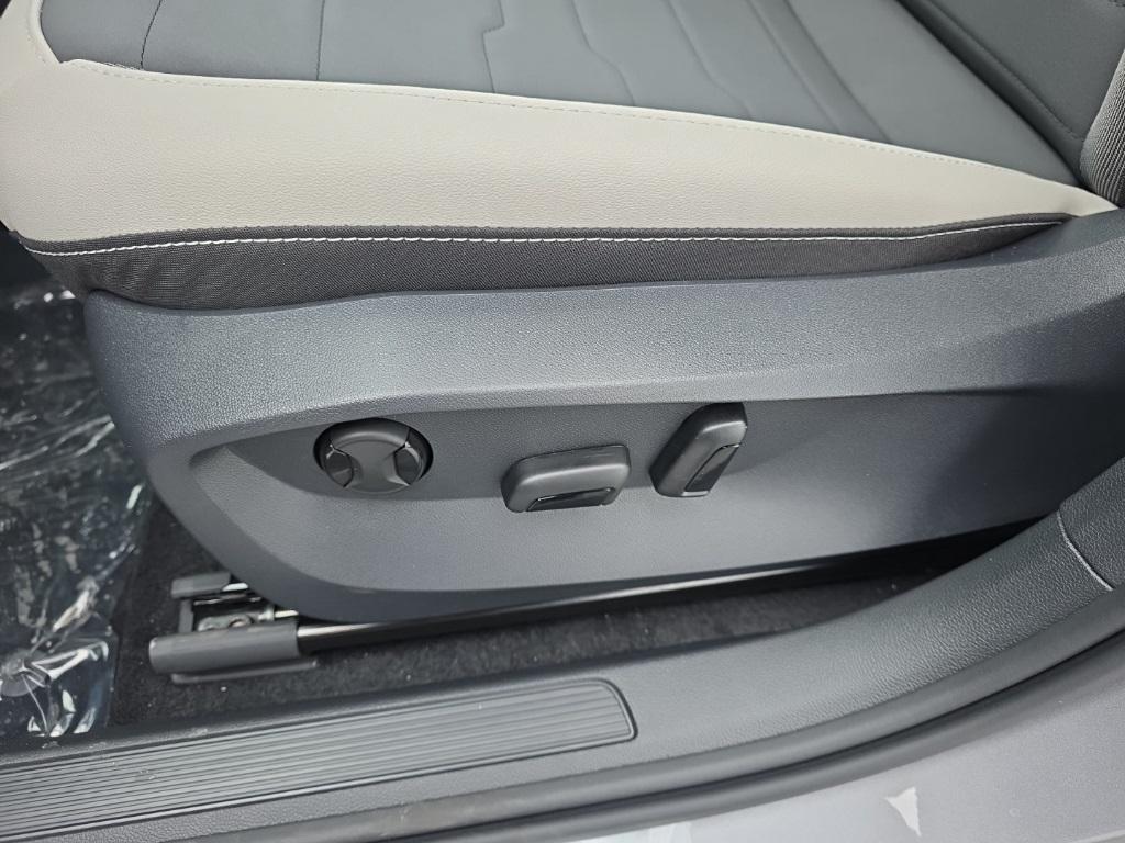 new 2026 Volkswagen Taos car, priced at $32,306