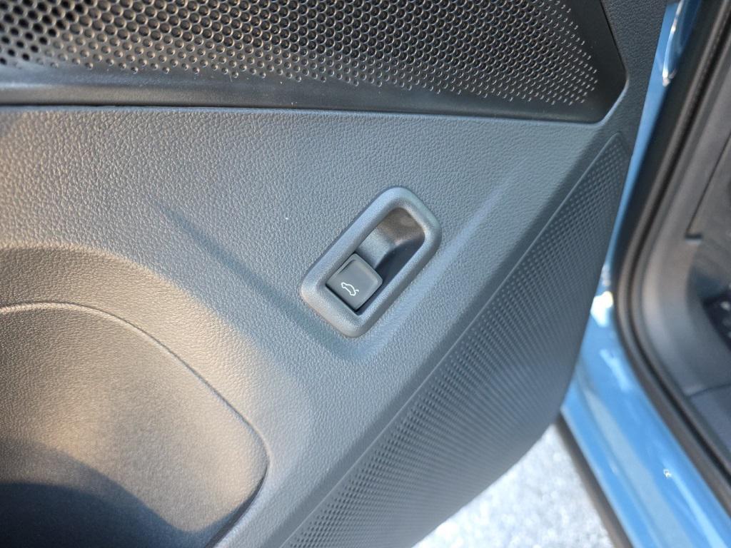 new 2026 Volkswagen Tiguan car, priced at $35,926