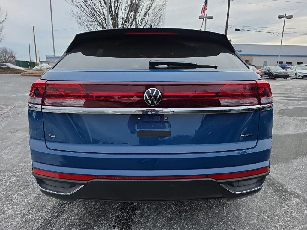 new 2026 Volkswagen Atlas Cross Sport car, priced at $38,251