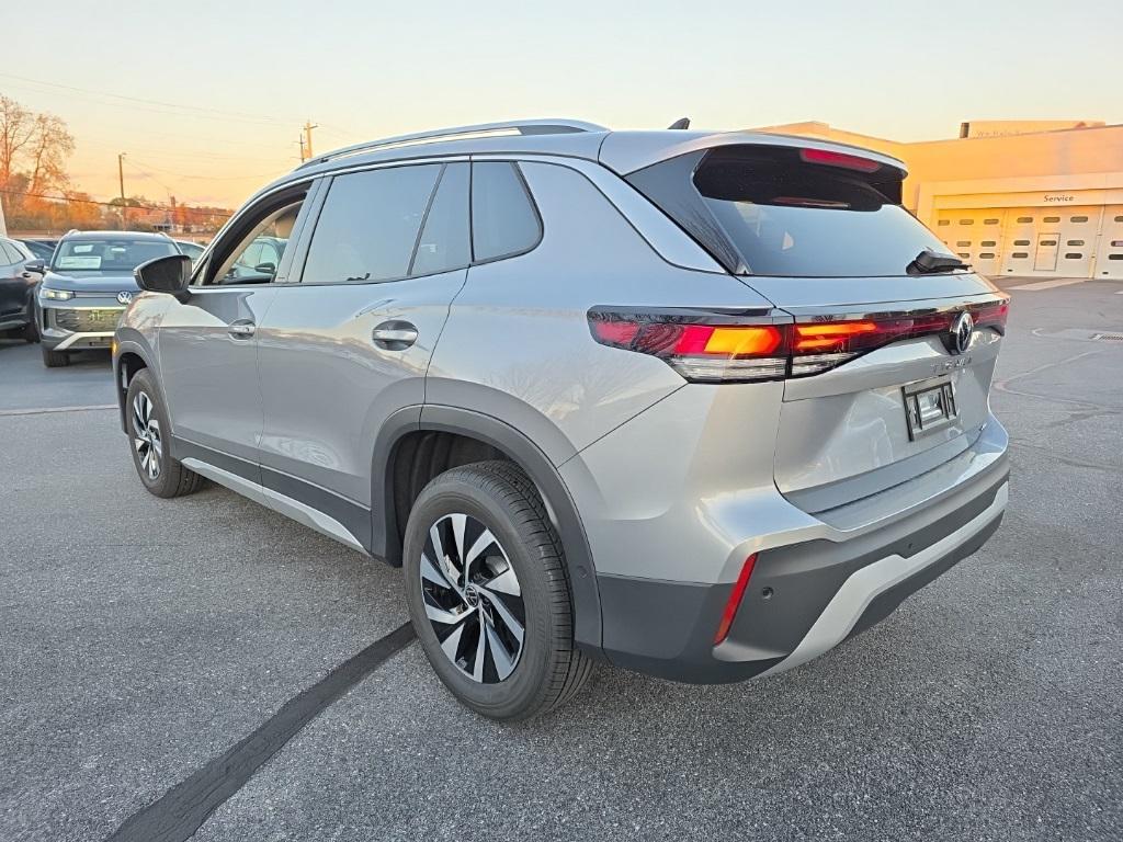 new 2026 Volkswagen Tiguan car, priced at $31,990